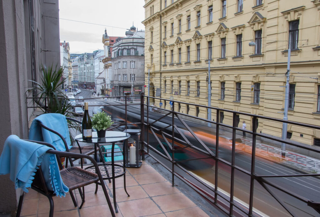 Balkon u dvoulůžkového pokoje